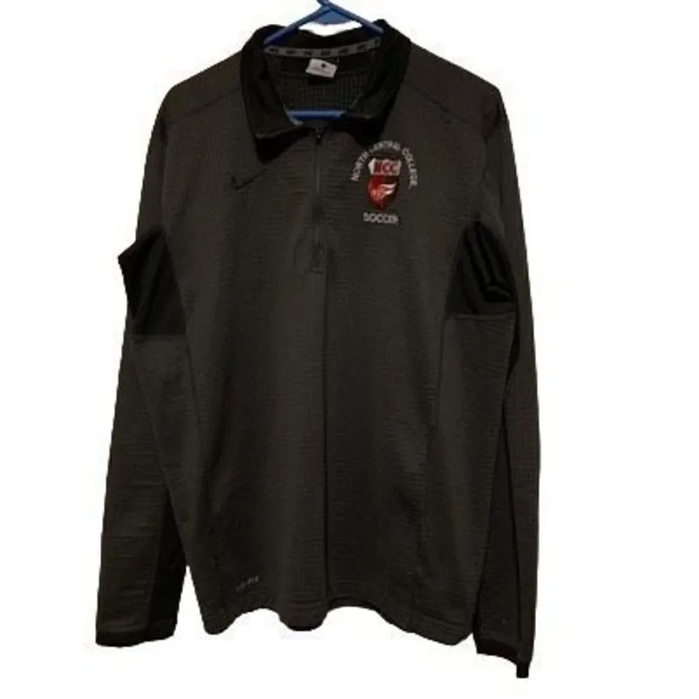 North Central College Size L Nike Dri-Fit Gray 1/4 Zip Pullover